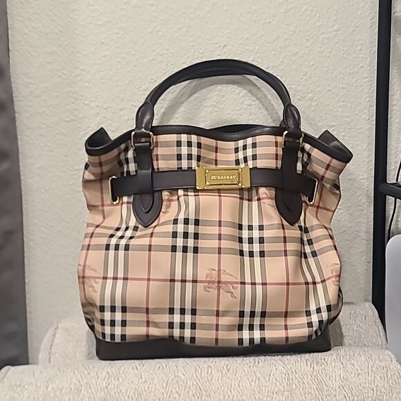 Burberry Haymarket Check Golderton Tote Medium Authentic Crossbody Brown Tan - Picture 1 of 10
